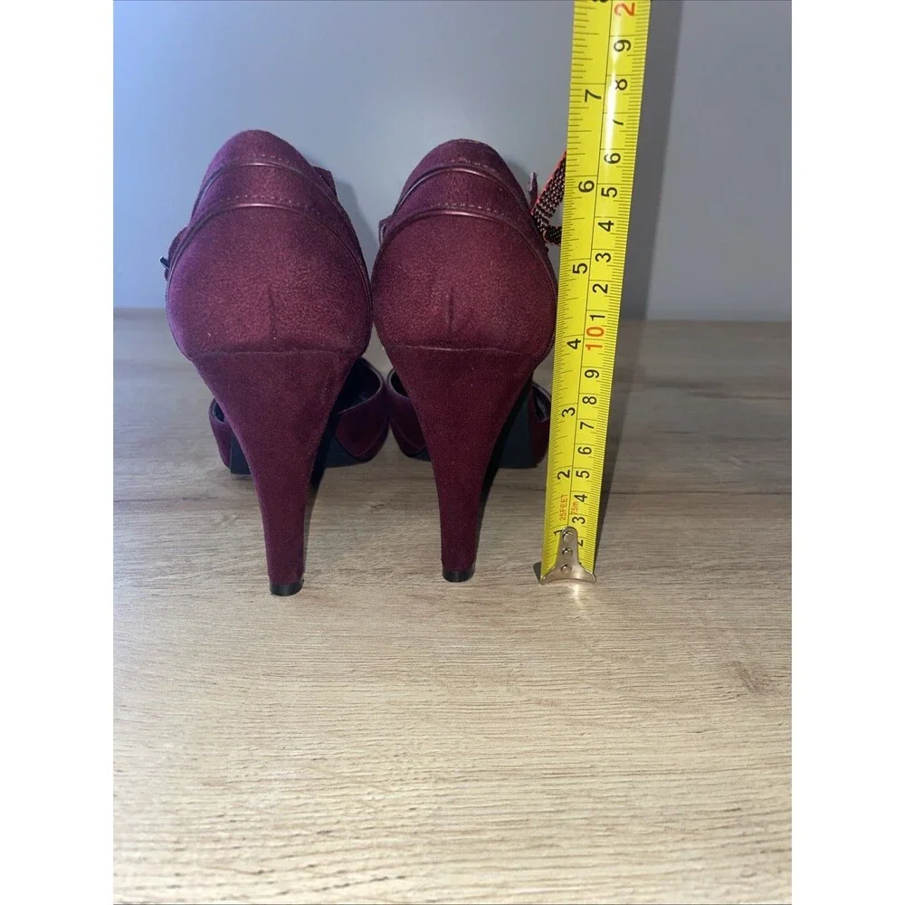Naturalizer Burgundy Suede T-Strap 9M Heels - Picture 5 of 6